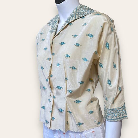 Vintage homemade cream and teal button up with dagger collar - Picture 2 of 6